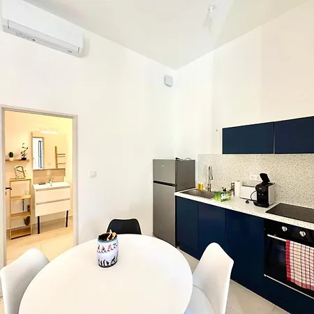Appartamento Boho, 4 Personnes Nimes, Lit 160 + Clim